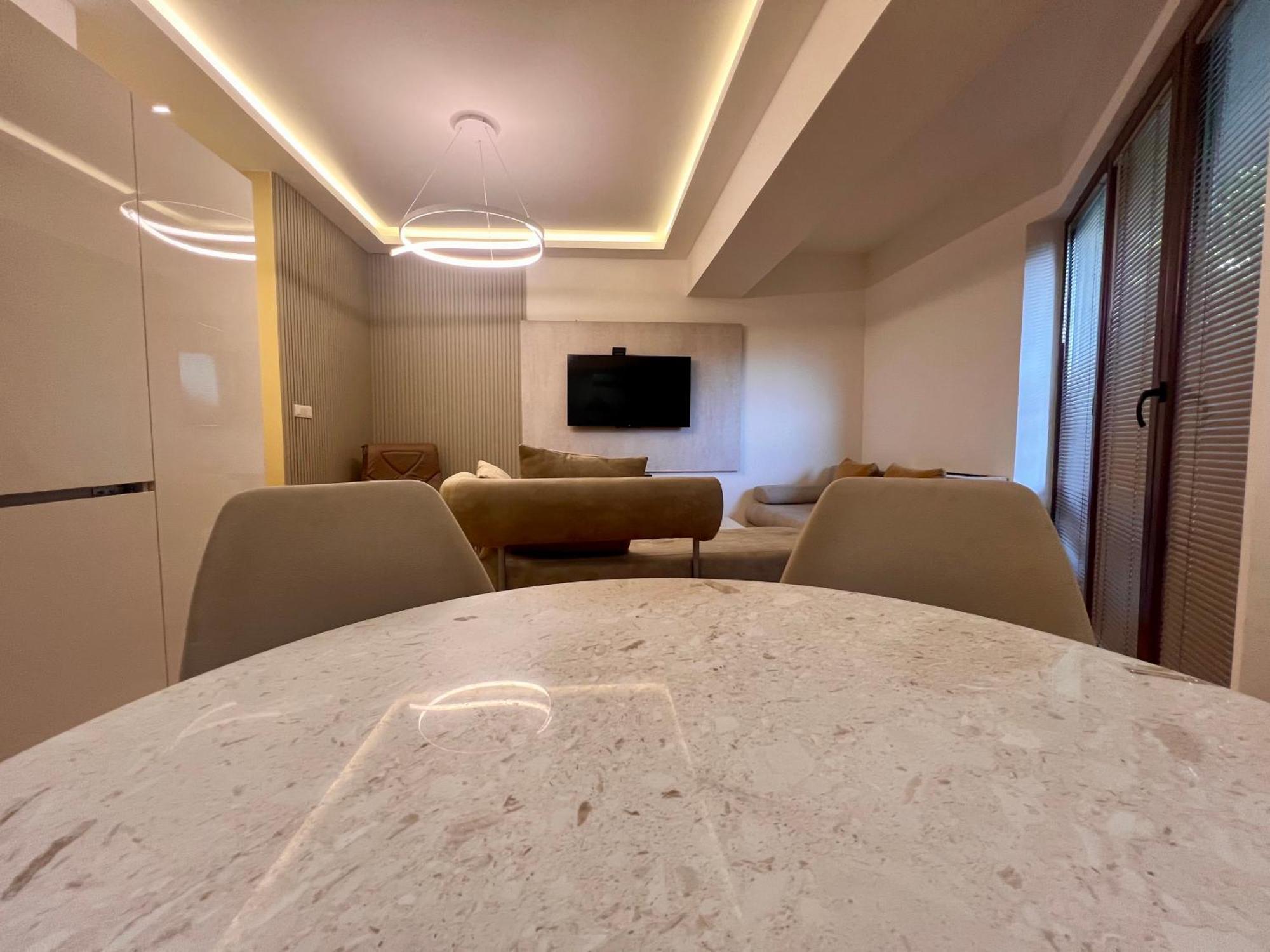 Gigi Apartment By Eluxory Skopje Extérieur photo